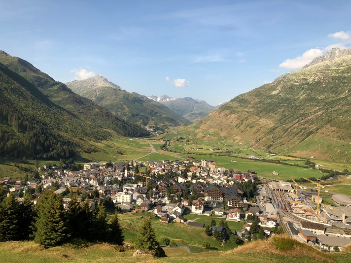 4349EE8F-93E9-4FE4-BA6A-5CCA1D830F28