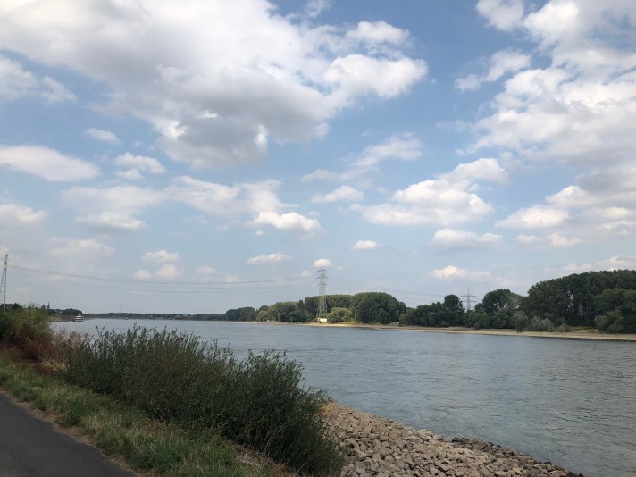 D78D1214-C89F-4953-830C-1FE438C5EC2C